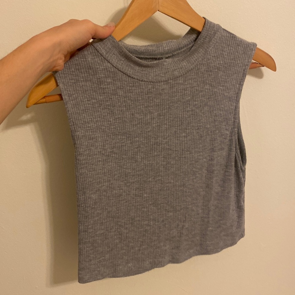 Gray crop top